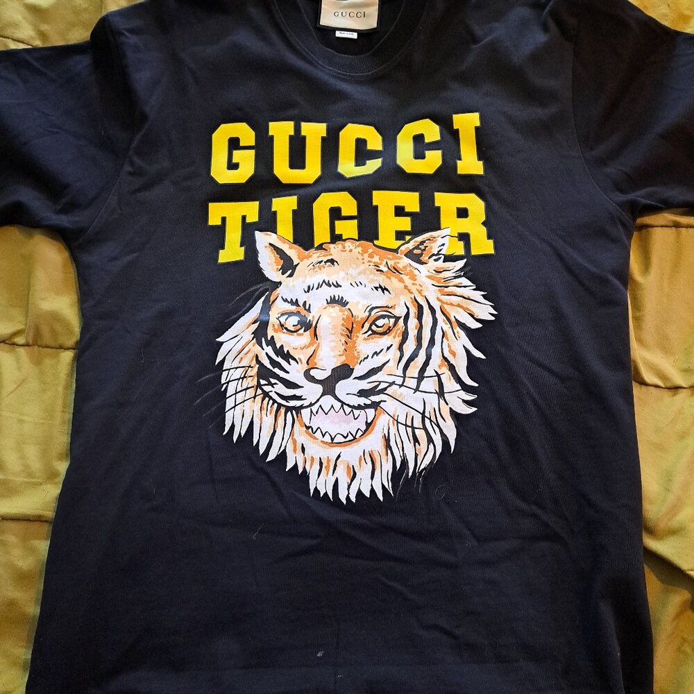 Authentic Gucci Italy "Tiger" large black men's T-shirt